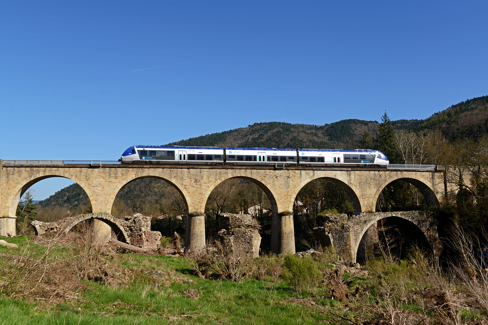 B 81500 of SNCF (Société Nationale des Chemins de fer Français) between Le Puy-en-Velay and Lavoûte-sur-Loire, France