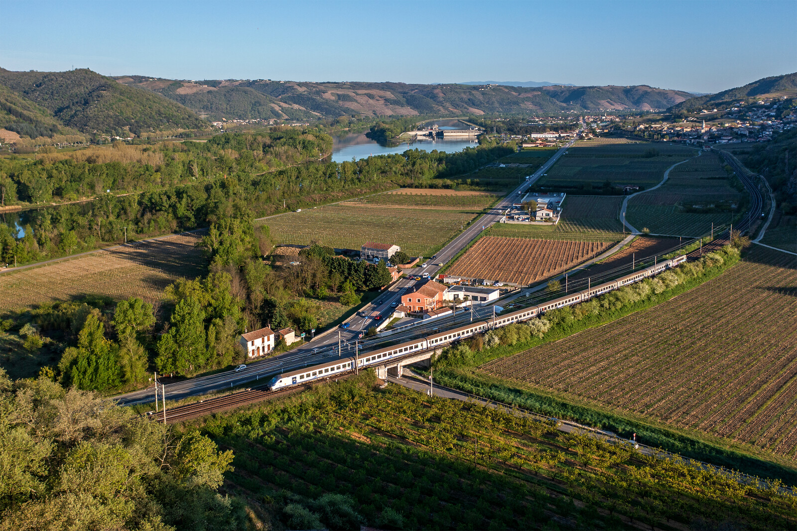 B5uxh TER 200 of SNCF (Société Nationale des Chemins de fer Français) between Saint-Vallier sur Rhône and Tain l'Hermitage Tournon, France