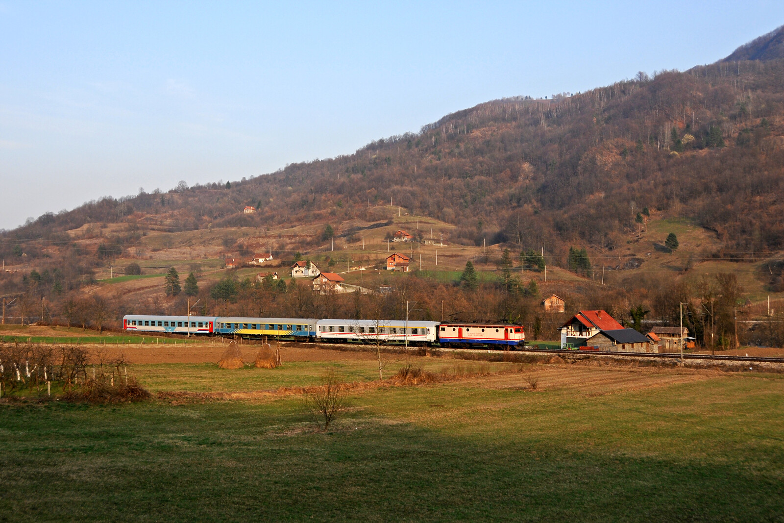JŽ 441 904 of ŽFBH (Željeznice Federacije Bosne i Hercegovine) between Bradići and Globarica, Bosnia and Herzegovina