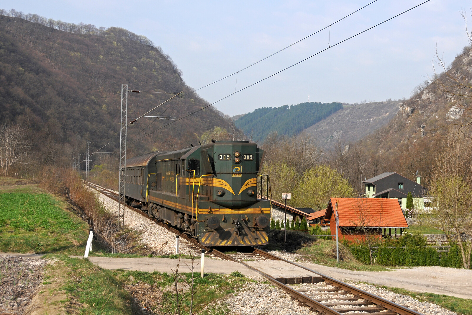 661 305 of ŽFBH (Željeznice Federacije Bosne i Hercegovine) between Cazin-Srbljani and Grmuša, Bosnia and Herzegovina