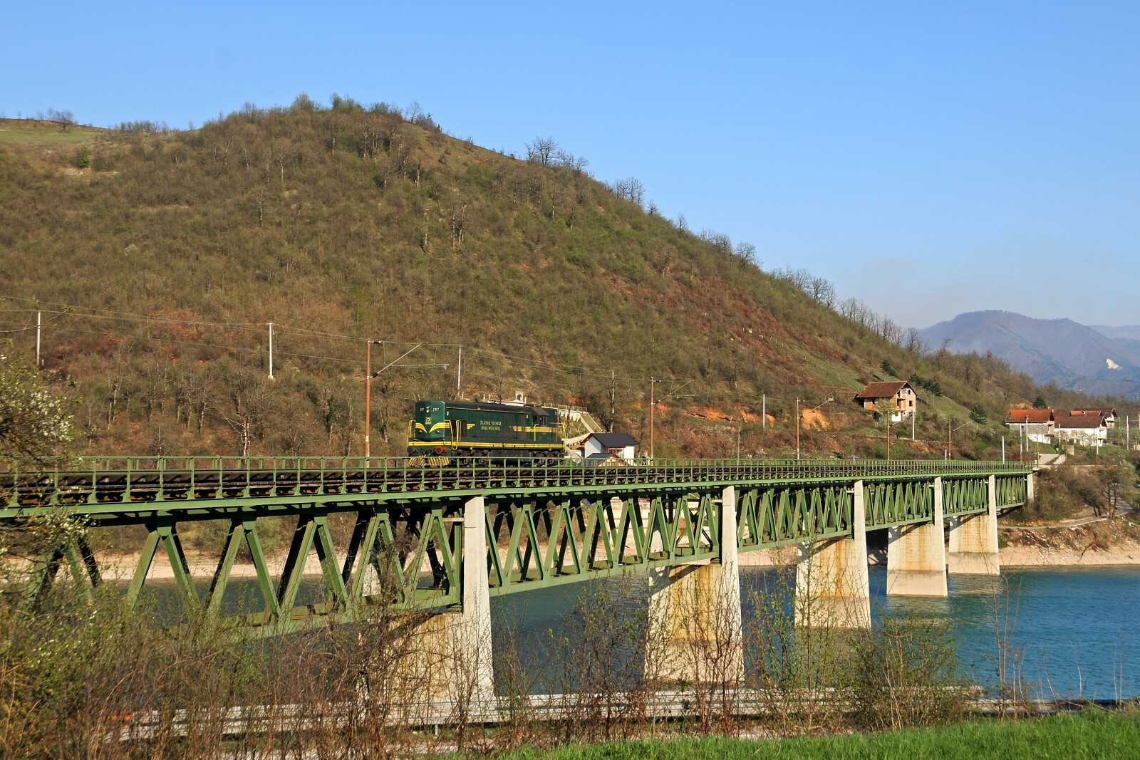 661 267 of ŽFBH (Željeznice Federacije Bosne i Hercegovine) between Konjic and Jablanica, Bosnia and Herzegovina