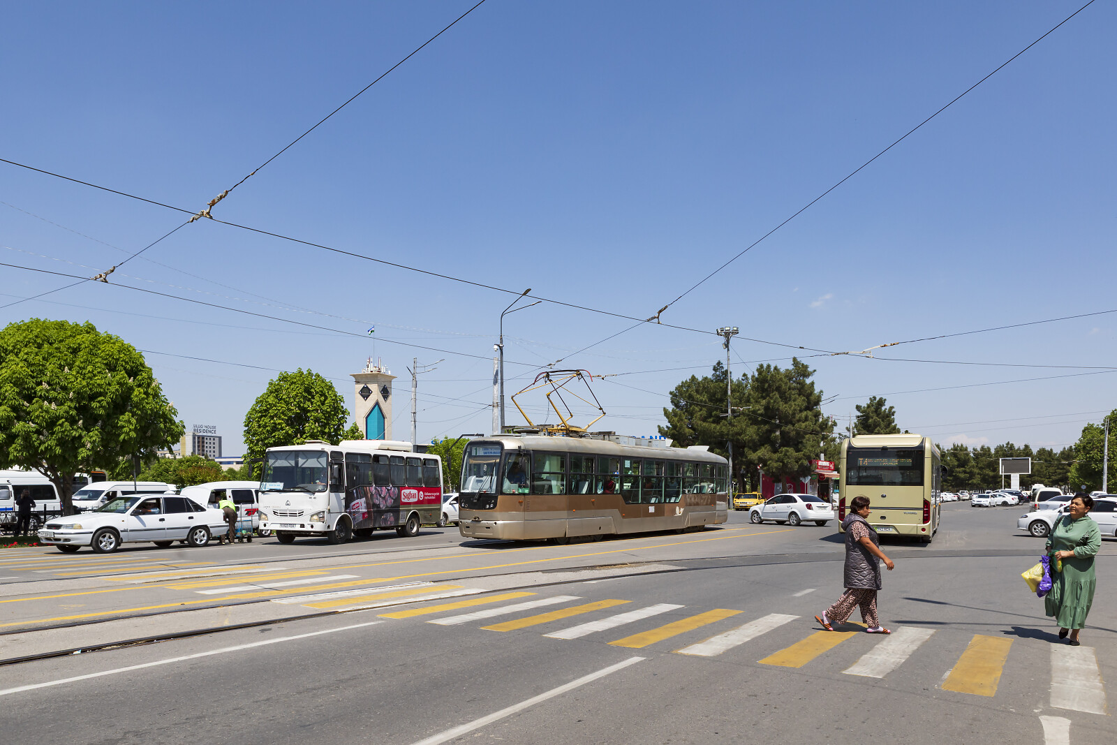1006 of DK (Tramvay liniyalarini ekspluatatsiya qilish direksiyasi) at Samarkand (Temir Yo'L Vokzali), Uzbekistan