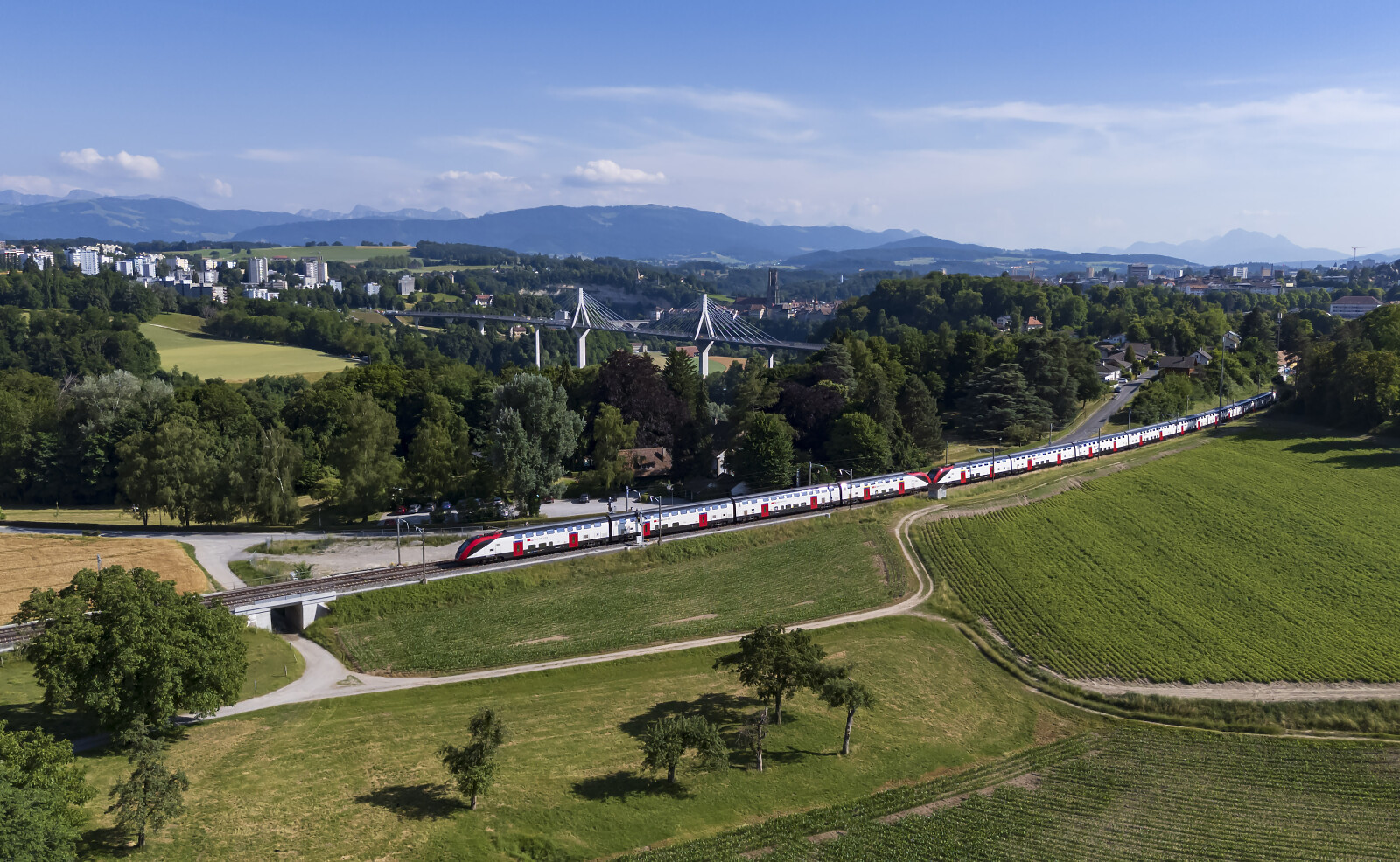 RABe 502 "Twindexx" of SBB (Schweizerische Bundesbahnen) between Fribourg Poya and Düdingen, Switzerland