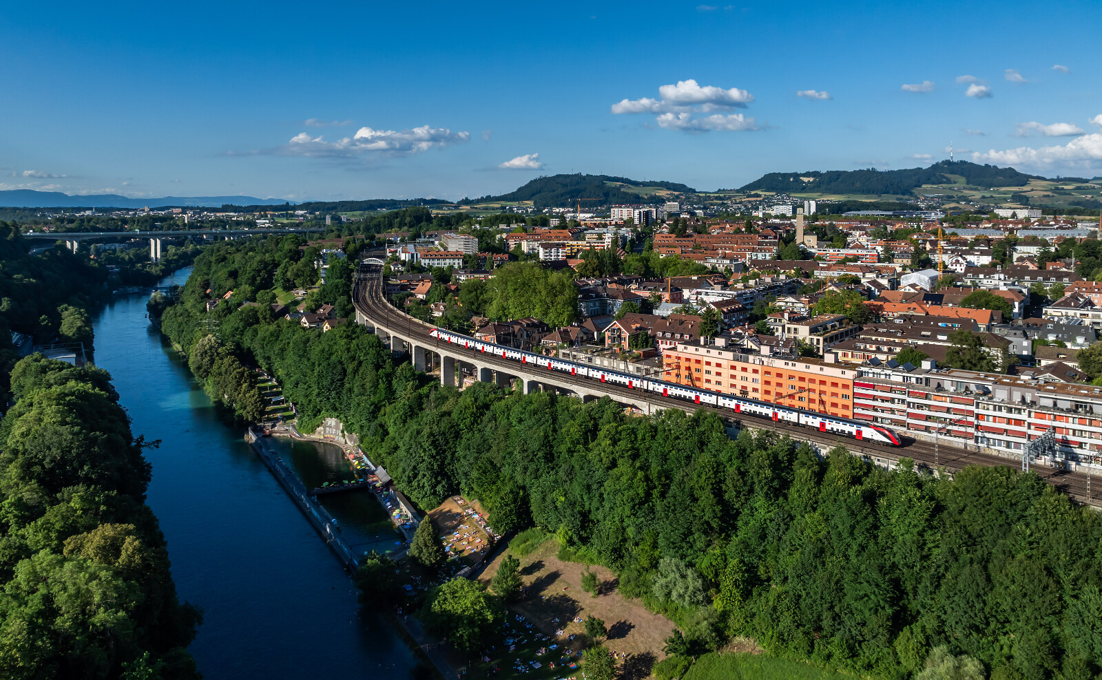 RABe 502 "Twindexx" of SBB (Schweizerische Bundesbahnen) between Bern and Bern Wankdorf, Switzerland